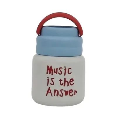 How to pre - heat a food flask?